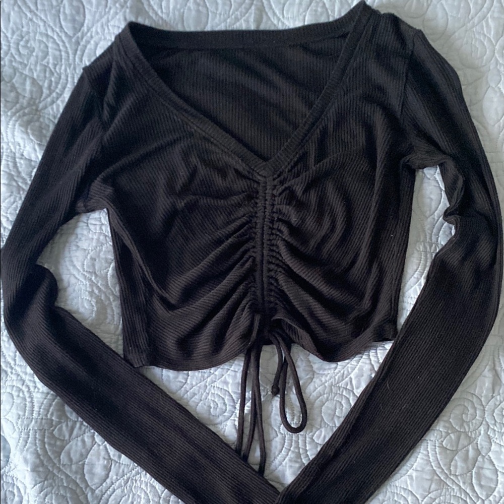ALO Yoga Black Ruched Crop Blouse